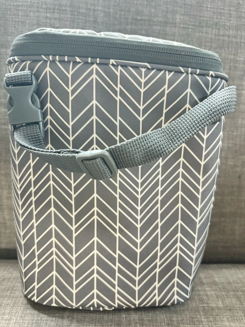 Skip Hop Gray Chevron Bottle Bag
